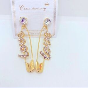 Earrings Crystal Love Pierced Very Sparkly!